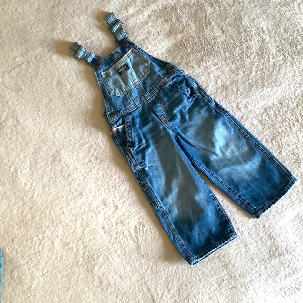 OshKosh B'gosh Denim Overall Size 2T